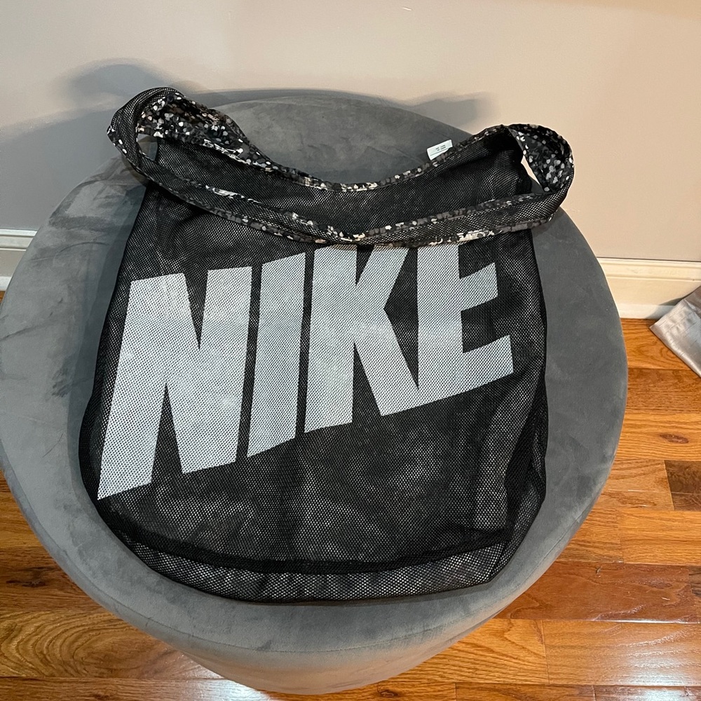 Athletic Nike crossbody bag